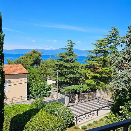 4u דירה אומיסאליי