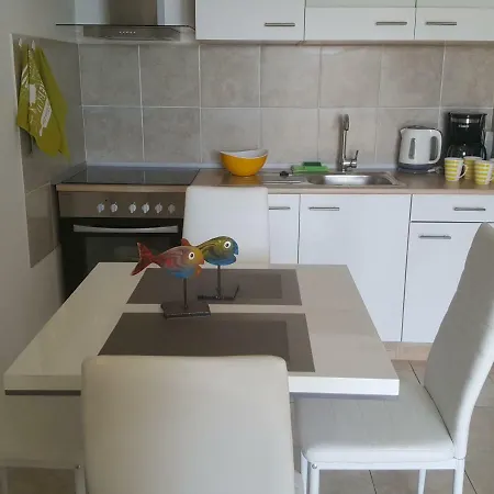 4u * אומיסאליי