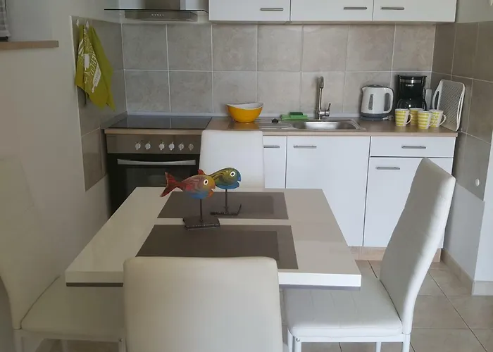 4u * Omišalj