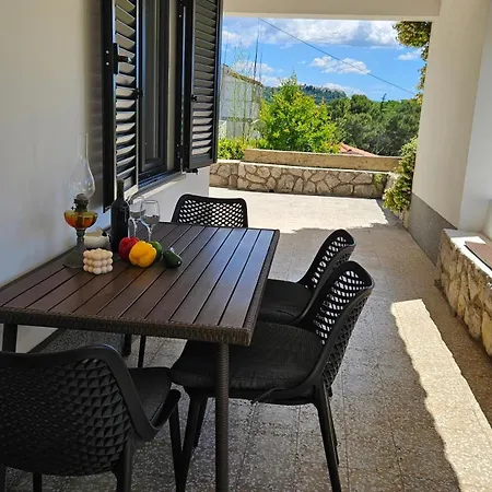 4u Apartment Omisalj